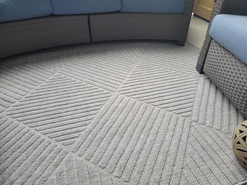 new area rug for deck