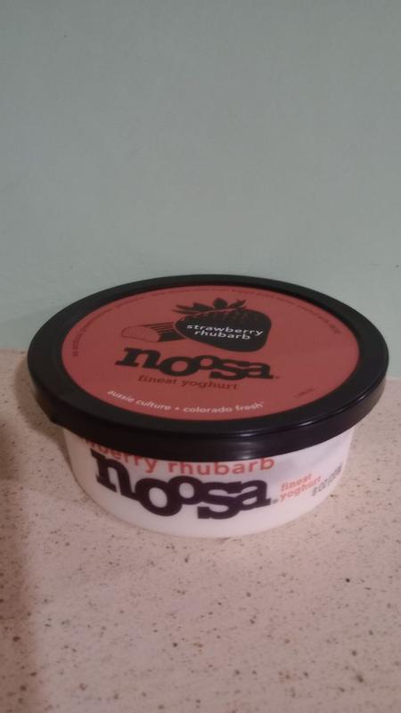 Strawberry Yogurt Tub - Noosa Yoghurt