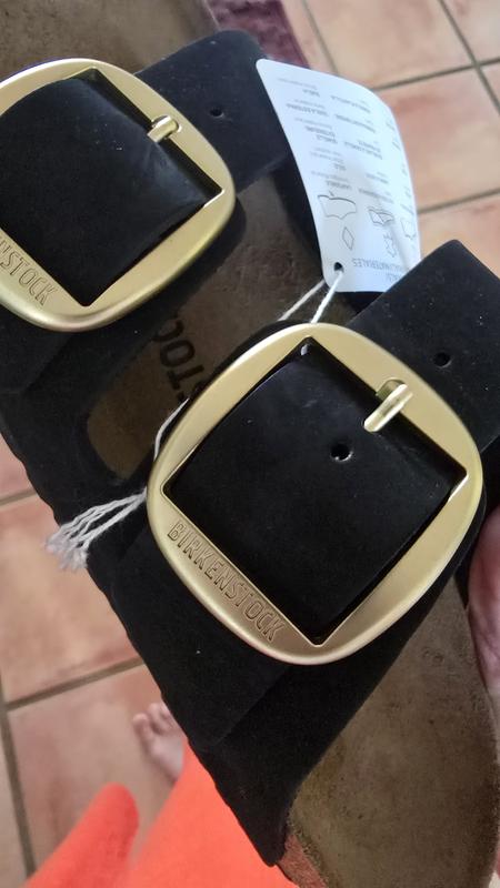 Nice quality except for the buckle