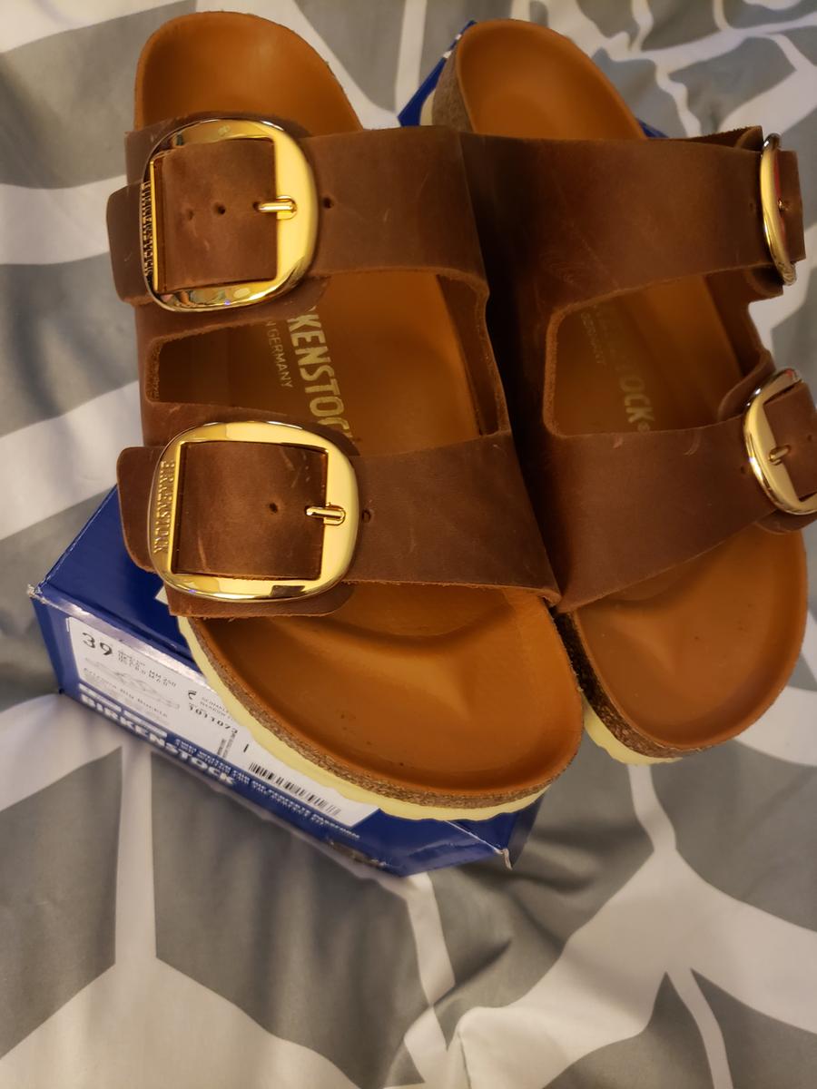 Review Thumbnail Image 1 196855164