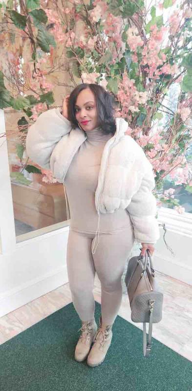 Review Thumbnail Image 0 233657136