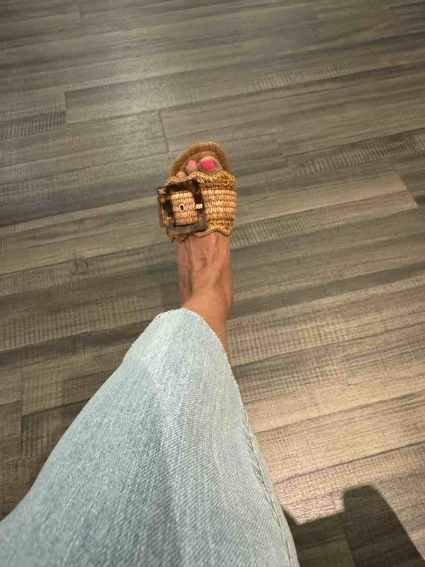 Customer photo for "perfect raffia sandles"