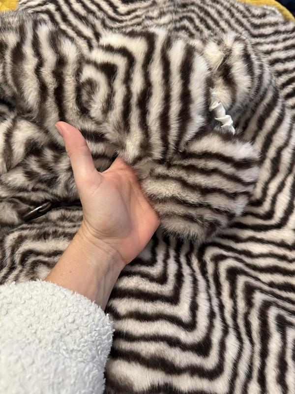 Review Thumbnail Image 1 244583445