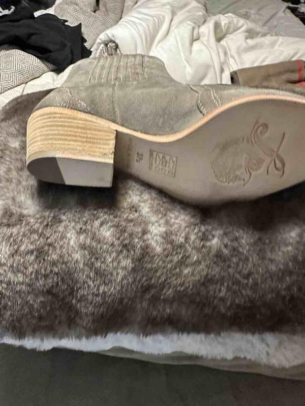Customer photo for "broken"