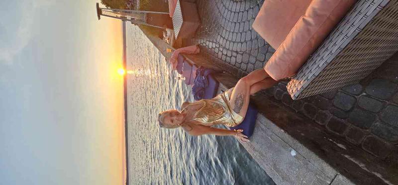 Review Thumbnail Image 1 244177282