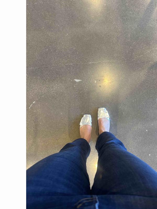 super cute but not comfortable