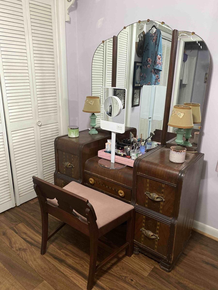 Review Thumbnail Image 0 209899754