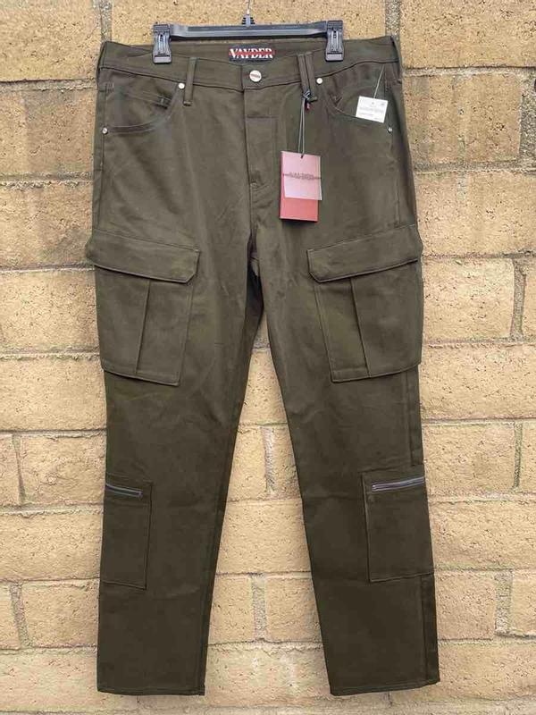 Review Thumbnail Image 1 235435646