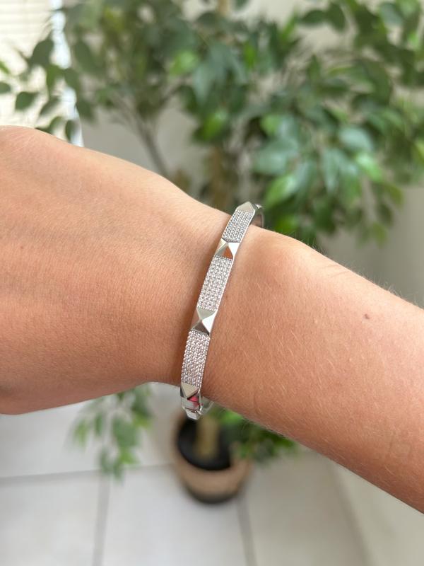 Review Thumbnail Image 0 229032618