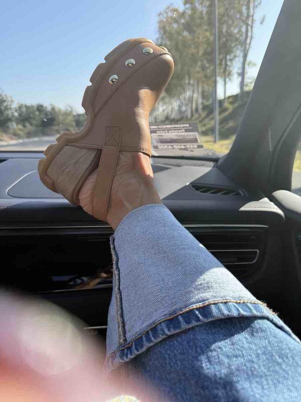 Review Thumbnail Image 0 241701698