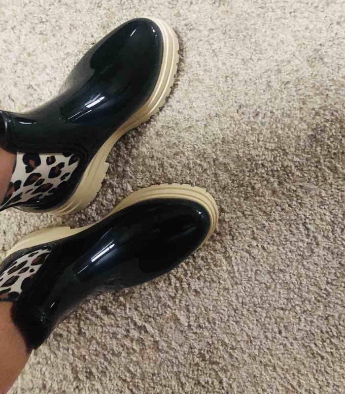 Review Thumbnail Image 0 229837836