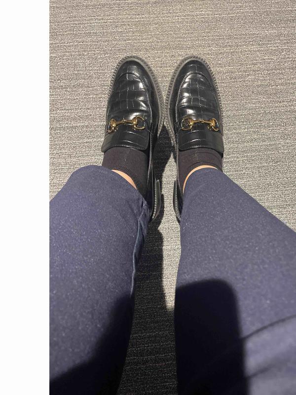 Customer photo for "cute but stiff"