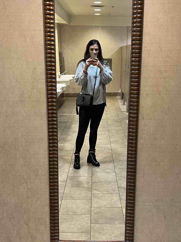 Review Thumbnail Image 0 231571045