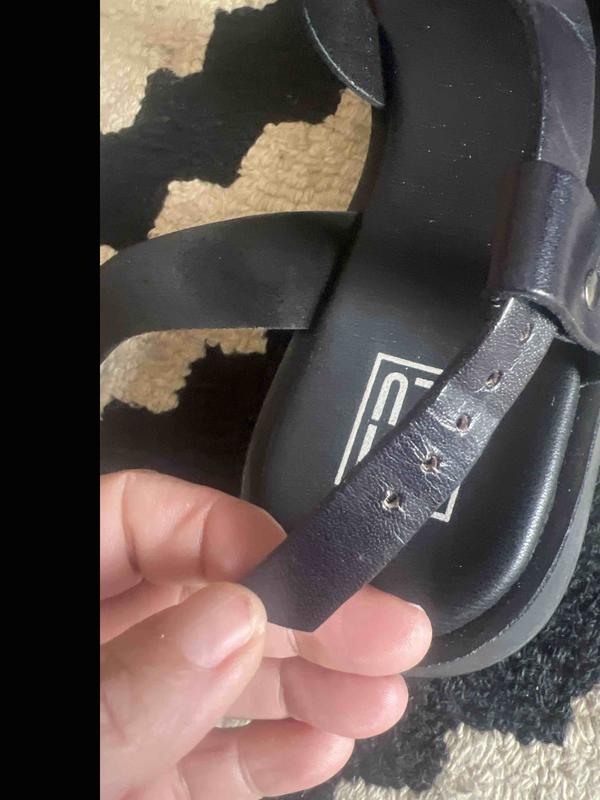 Review Thumbnail Image 0 239874557