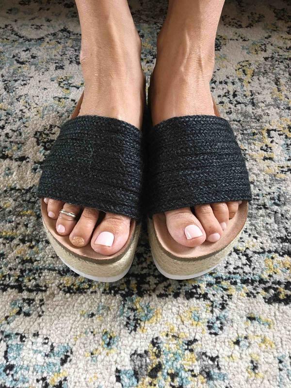 Review Thumbnail Image 0 214989021