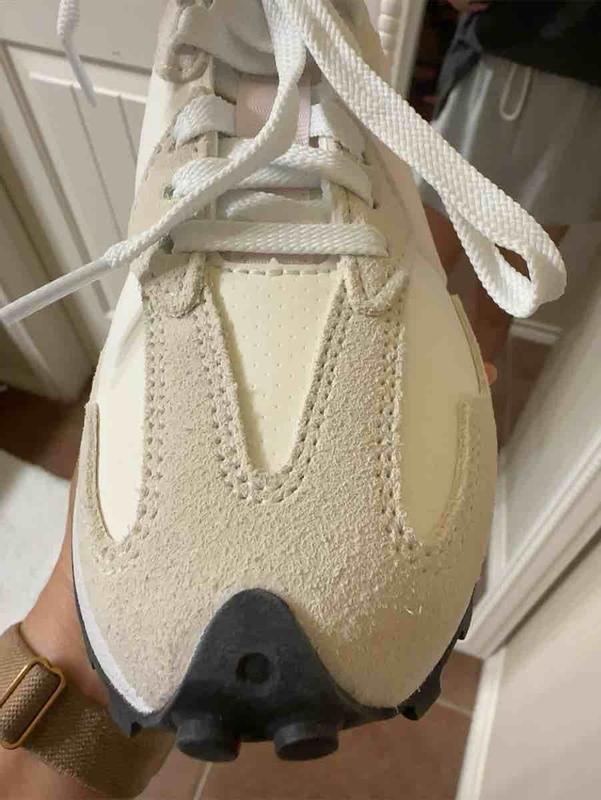 Customer photo for "Different colors equal different quality!"