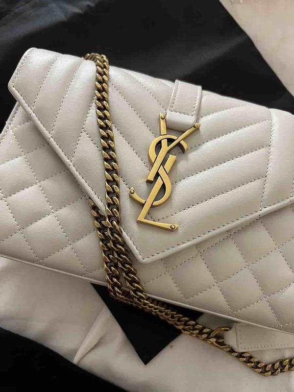 Review Thumbnail Image 0 234369874