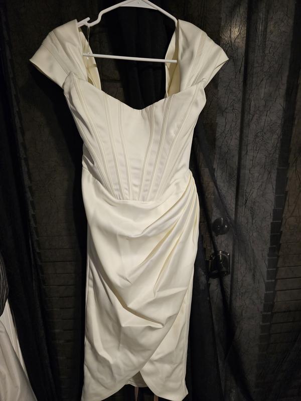 Review Thumbnail Image 0 223861123