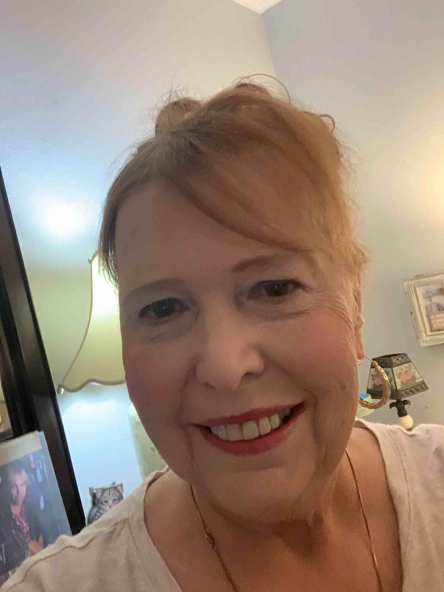 I AM THRILLED I CAN USE EYELINER PENCIL IN EBONY!