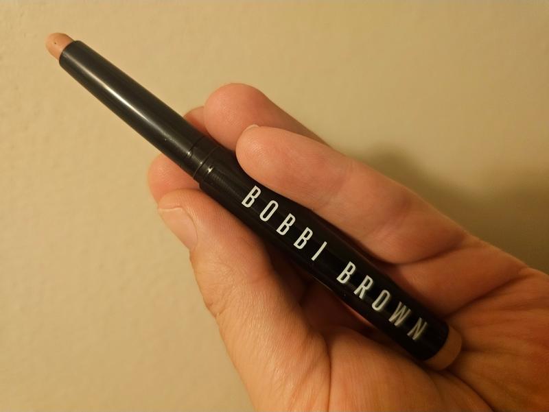 Customer photo for "Eyeshadow that lasts hours!"