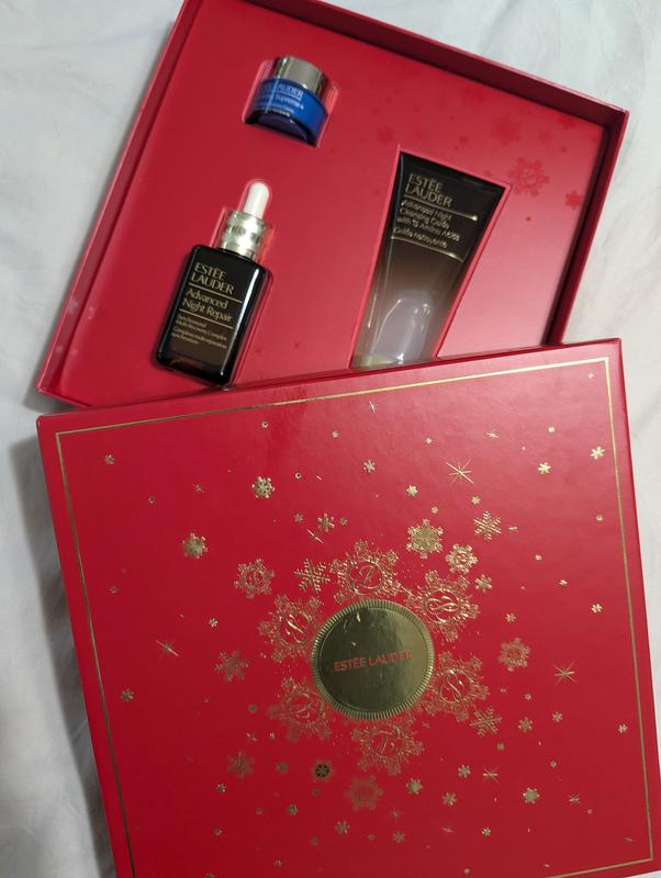 Customer photo for "The perfect set for skincare night routine"