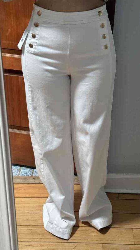 Review Thumbnail Image 0 236851954