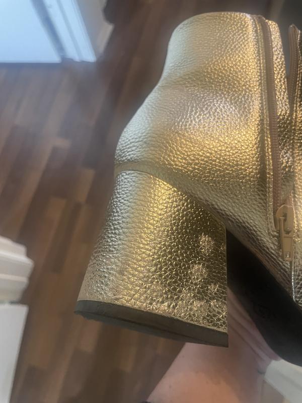 Review Thumbnail Image 0 229794954