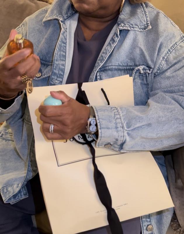 Review Thumbnail Image 0 232566835