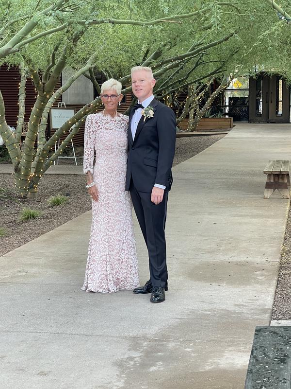 Review Thumbnail Image 0 220373347