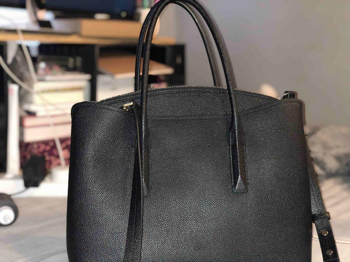 Customer photo for "perfect everyday bag!"