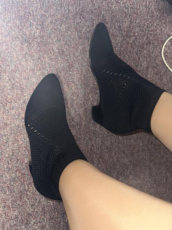 Customer photo for "decent comfort. Narrow fit for wide foot"