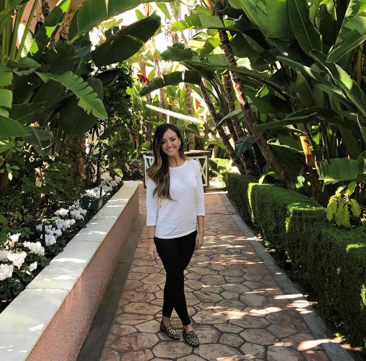 Review Thumbnail Image 0 196472494