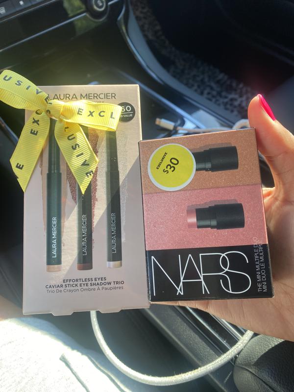 Customer photo for "Buildable colors"