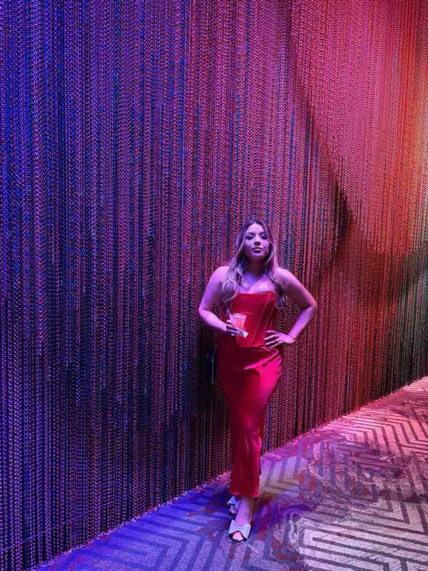 Review Thumbnail Image 0 237402244