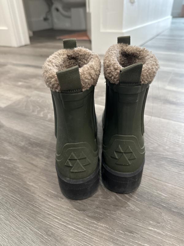 Customer photo for "I purchased these for easy on and off in the snow"