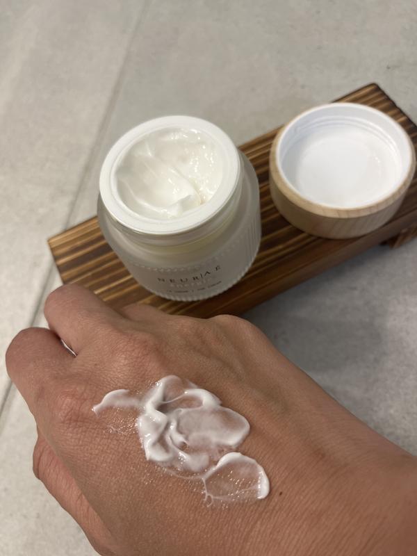 Review Thumbnail Image 1 233586361