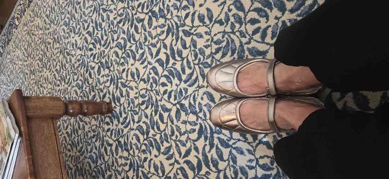 Review Thumbnail Image 0 248742748