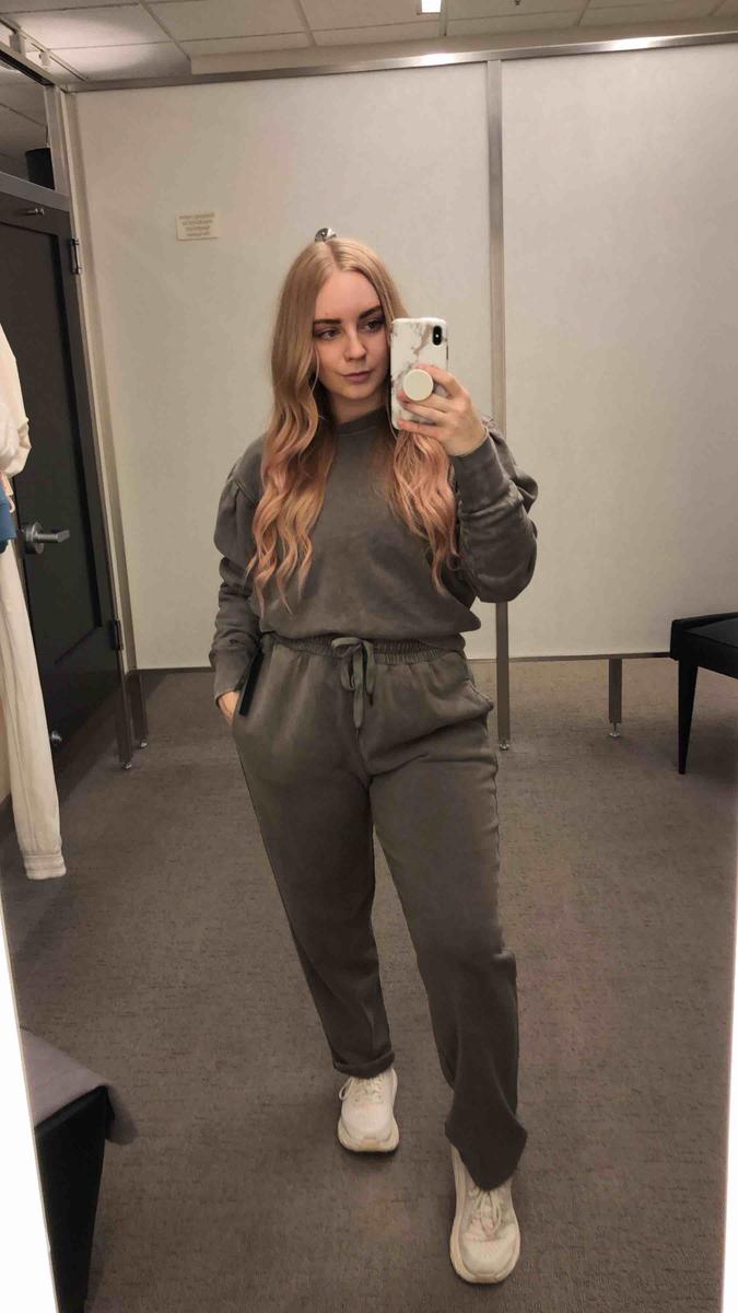 Review Thumbnail Image 0 209650250