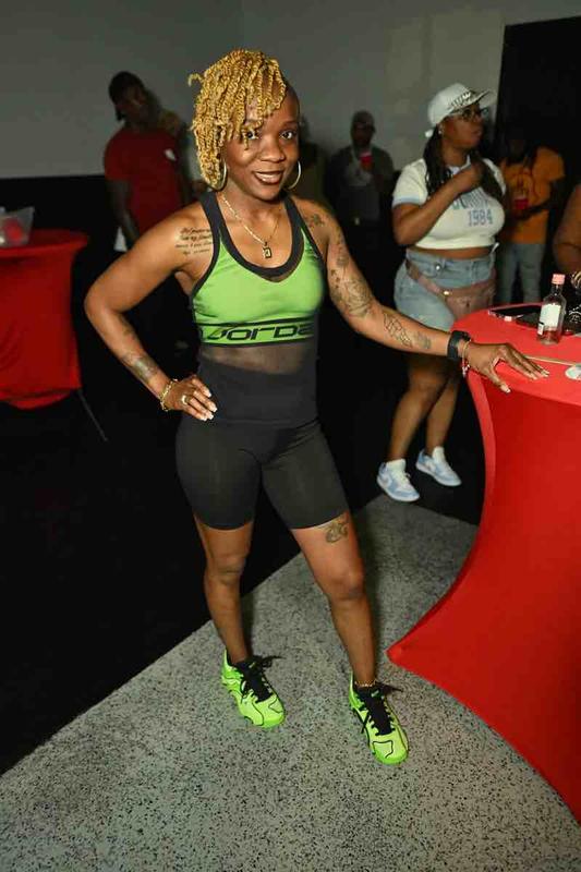 Review Thumbnail Image 1 243503353