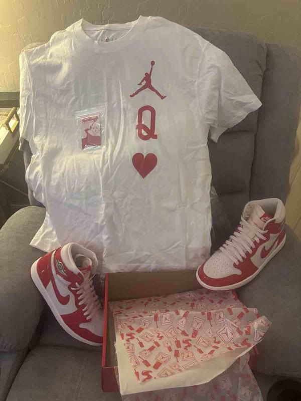 Customer photo for "Jordan 1 high"