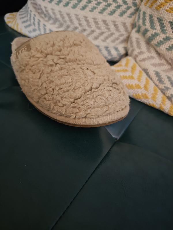 Customer photo for "Ugg Fluffette - Not Machine Washable"
