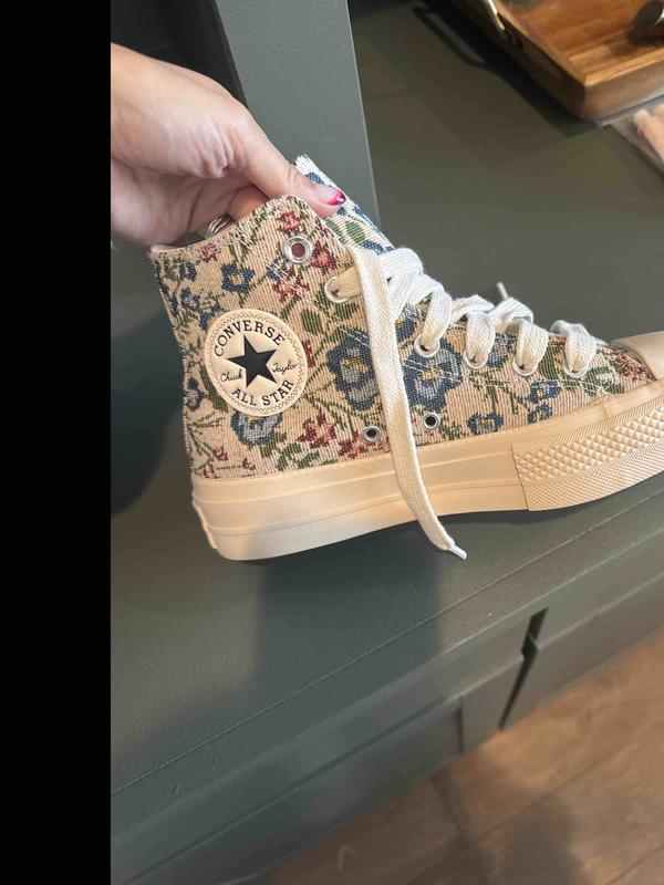 Review Thumbnail Image 0 236568384