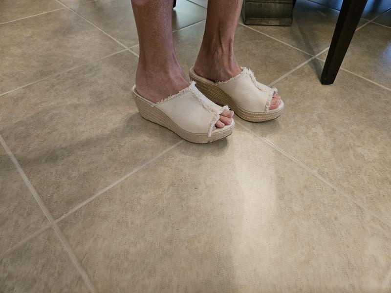 Review Thumbnail Image 1 231813430