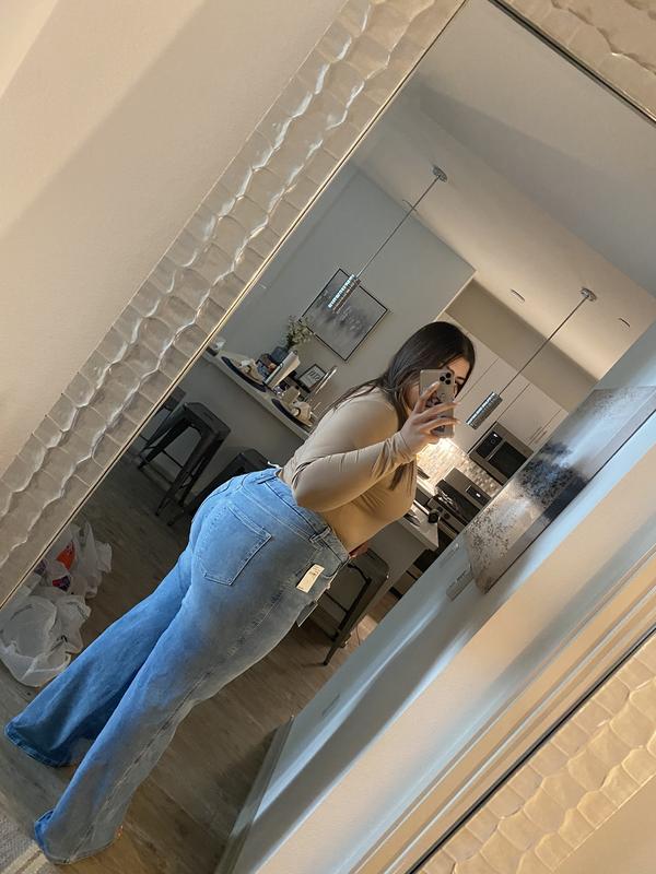 Review Thumbnail Image 1 218748431