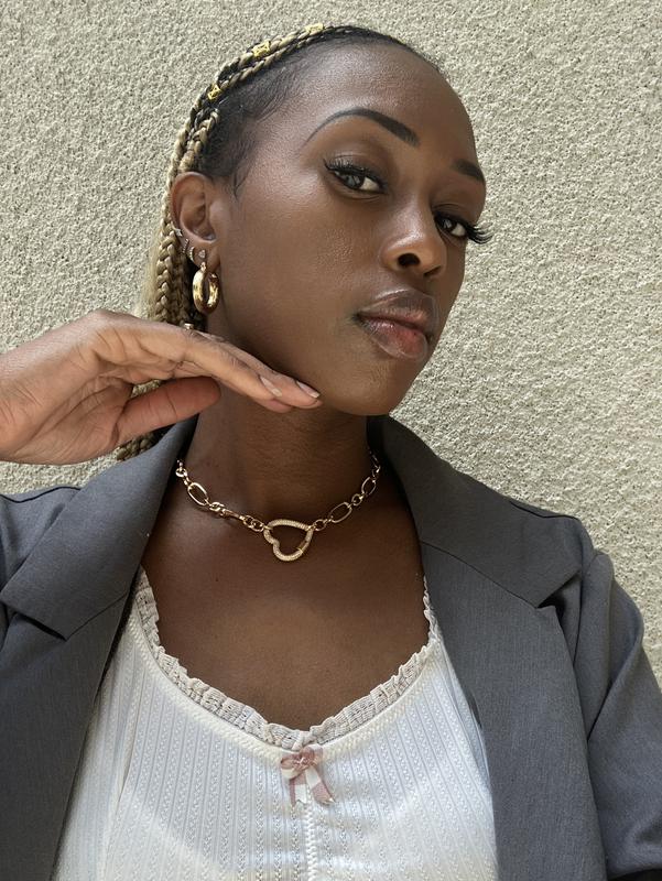 Review Thumbnail Image 0 225670365