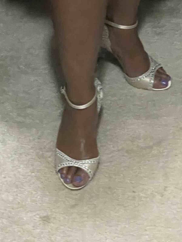 Customer photo for "Gorgeous shoe but runs small"