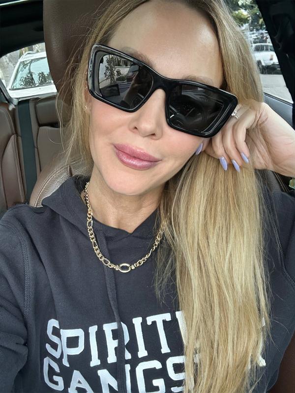 Review Thumbnail Image 0 225799037