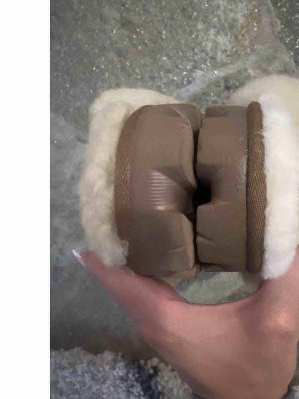 feels like I received Temu slippers.