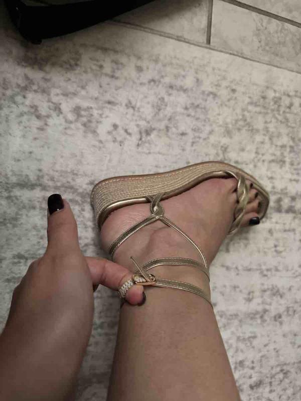 Review Thumbnail Image 1 251257247