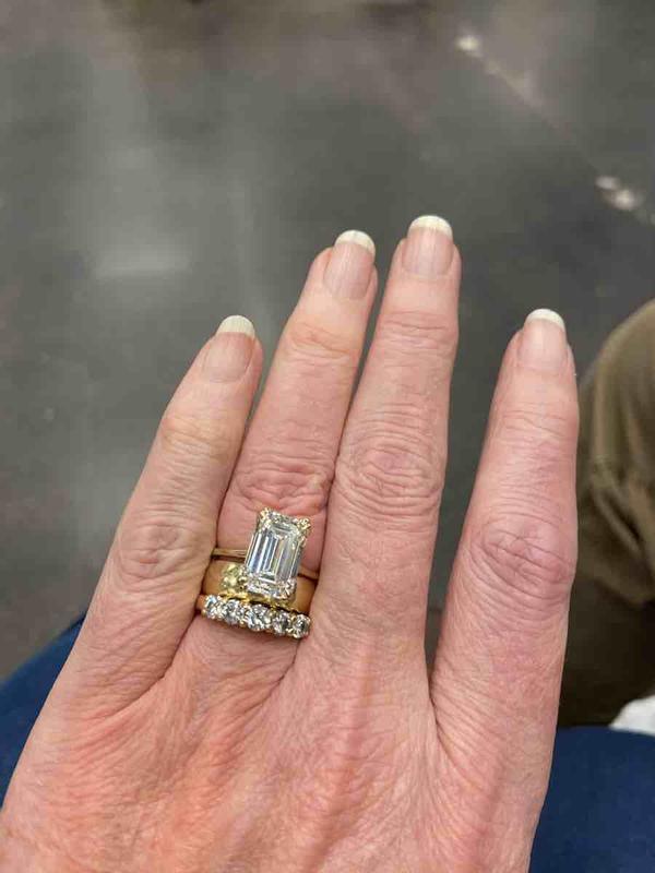 Review Thumbnail Image 0 249205988